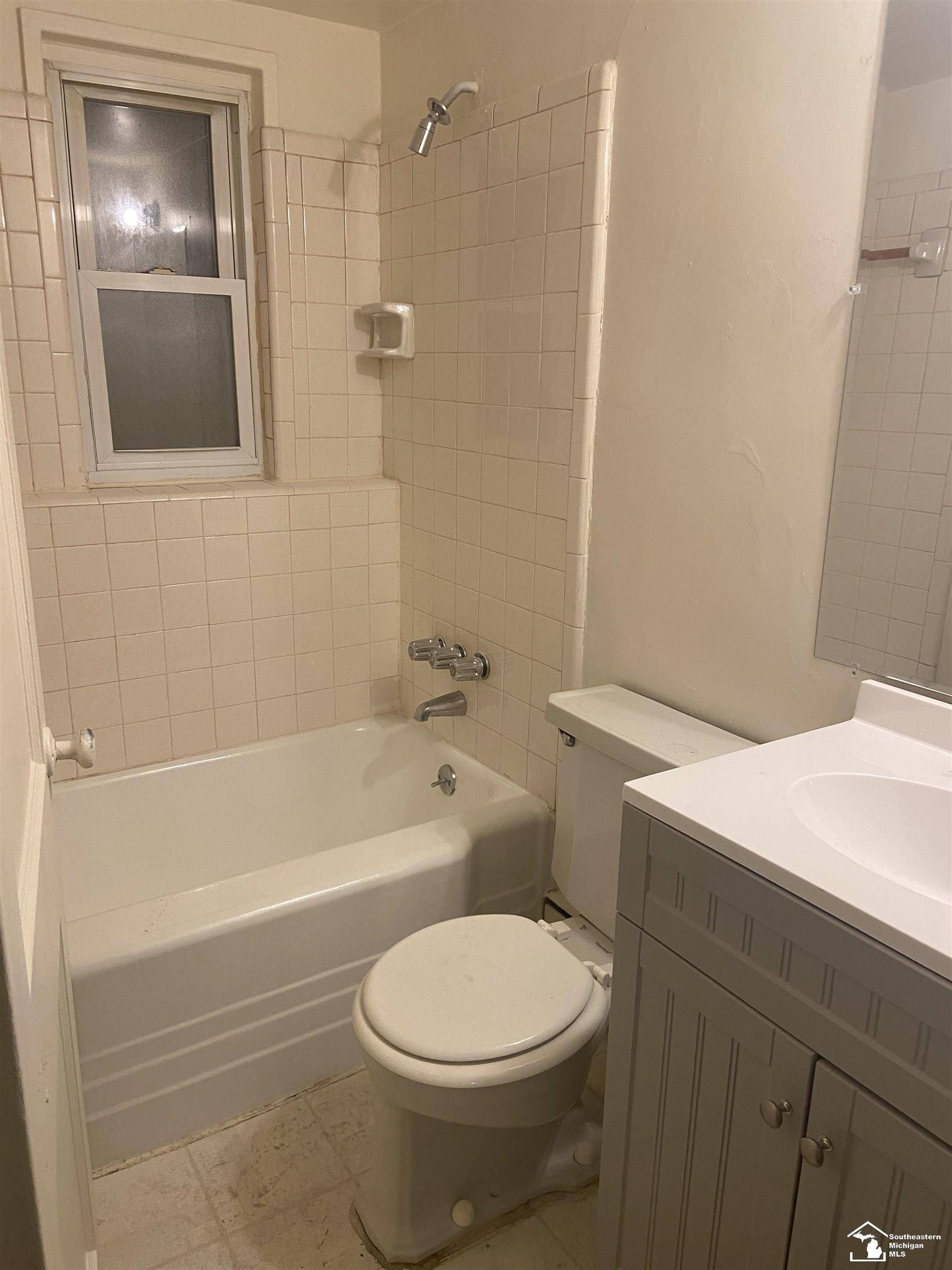 Ecorse, MI 48229,4245 9th ST