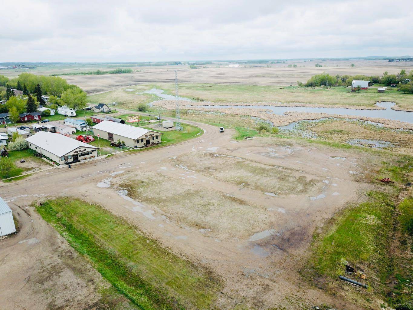 Dewberry, AB T0B 1G0,5002 50 ST