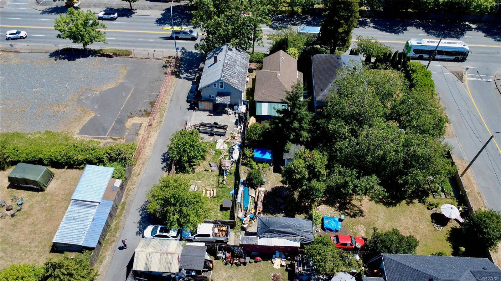 Nanaimo, BC V9R 4T4,374 Nicol St