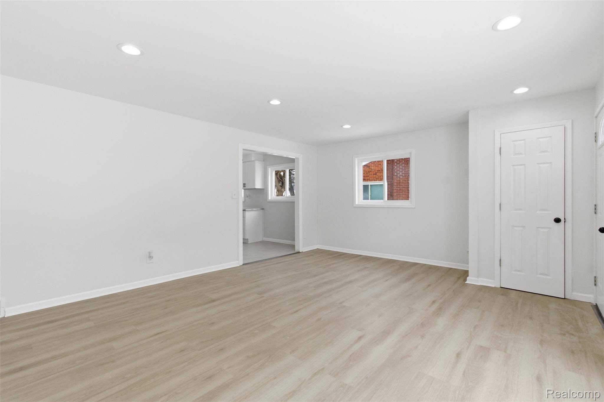 Detroit, MI 48219,16557 Lenore