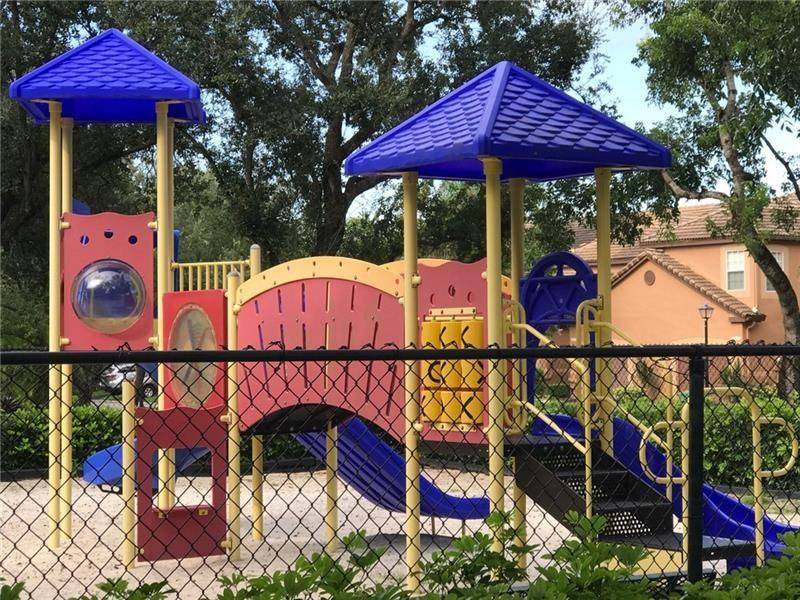 Weston, FL 33327,1489 BARCELONA WY #1489