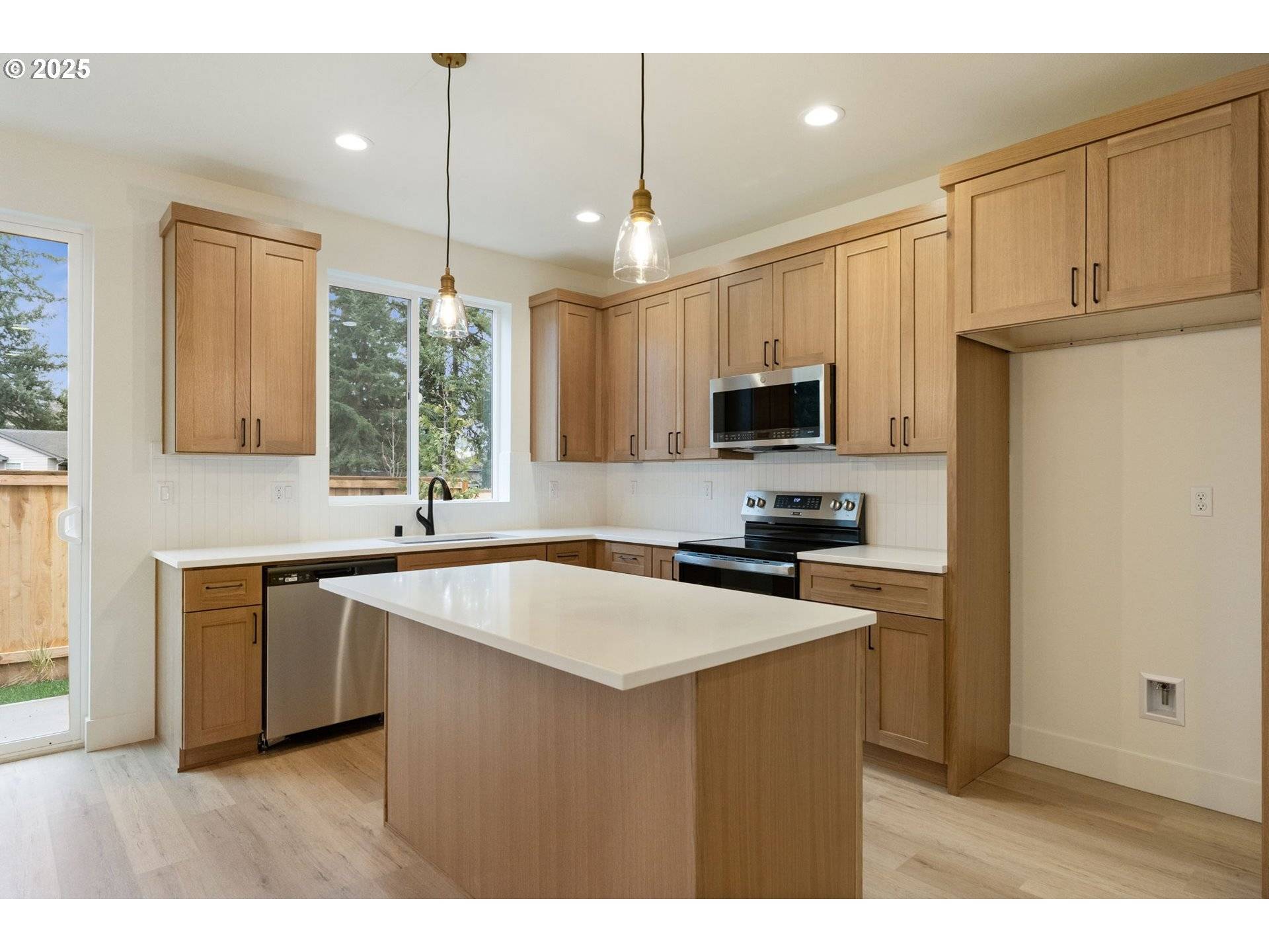 Vancouver, WA 98684,410 NE 117th Ave