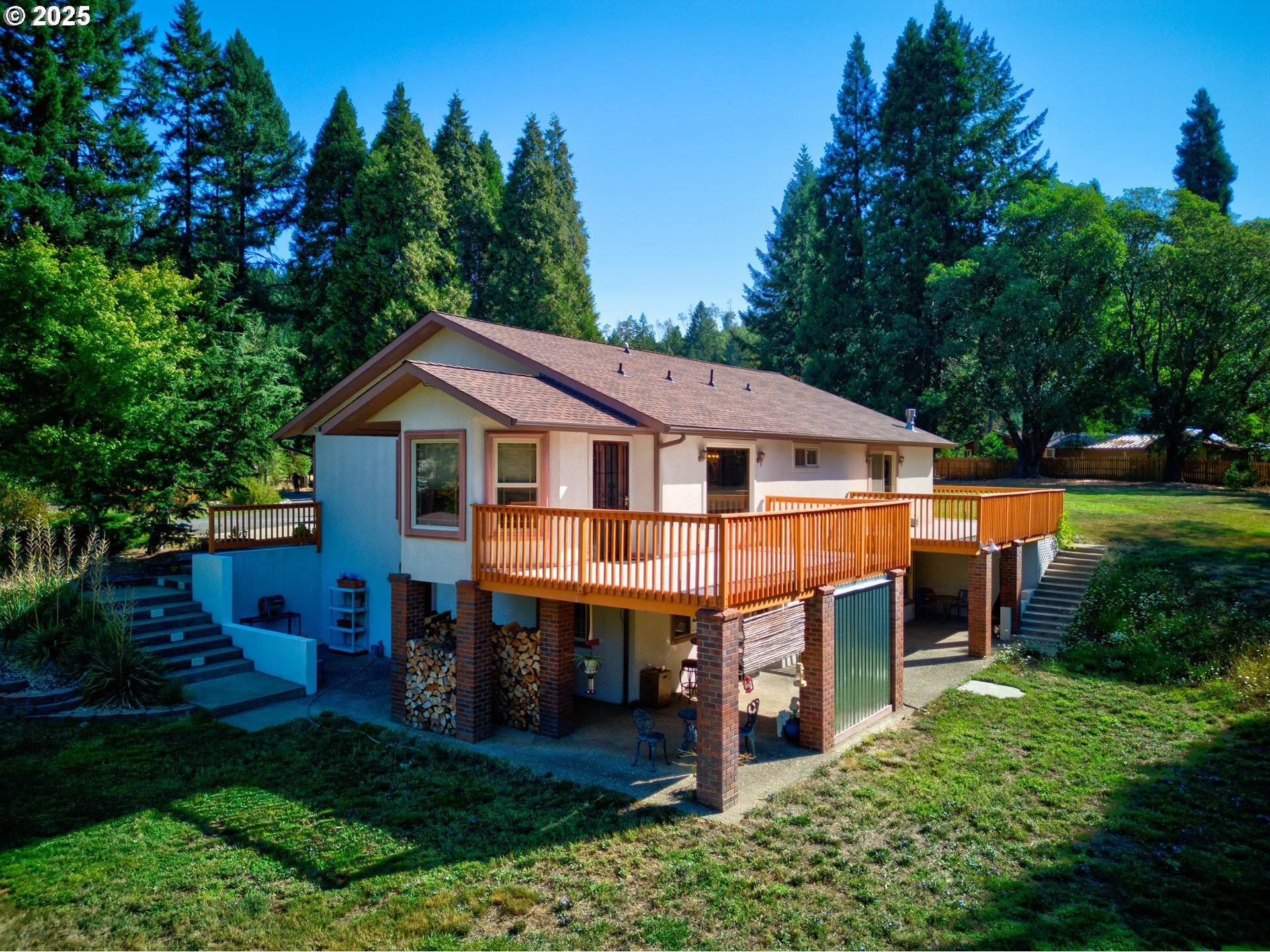 Azalea, OR 97410,913 STARVEOUT CREEK RD