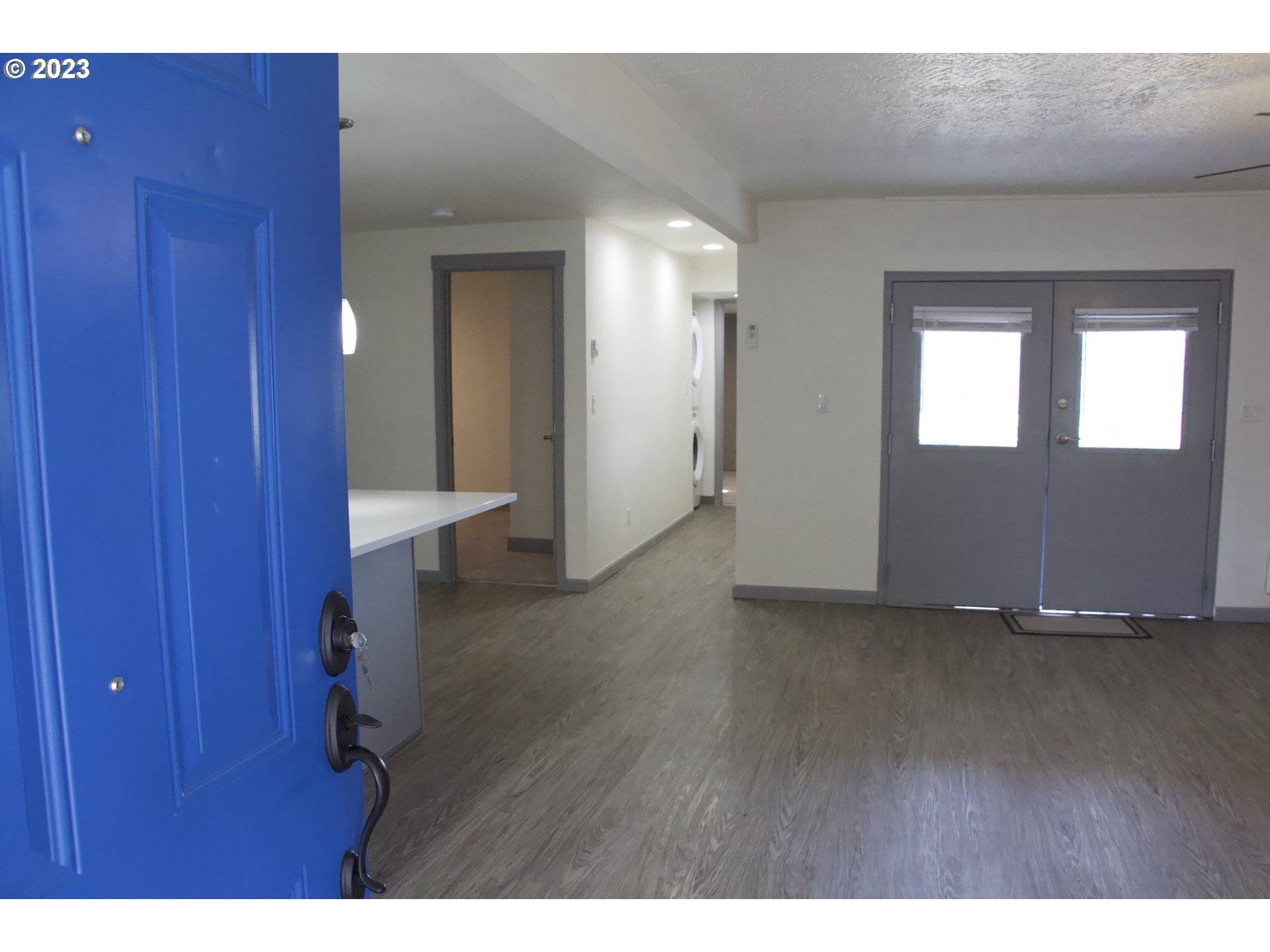 Portland, OR 97220,430 NE 94TH AVE