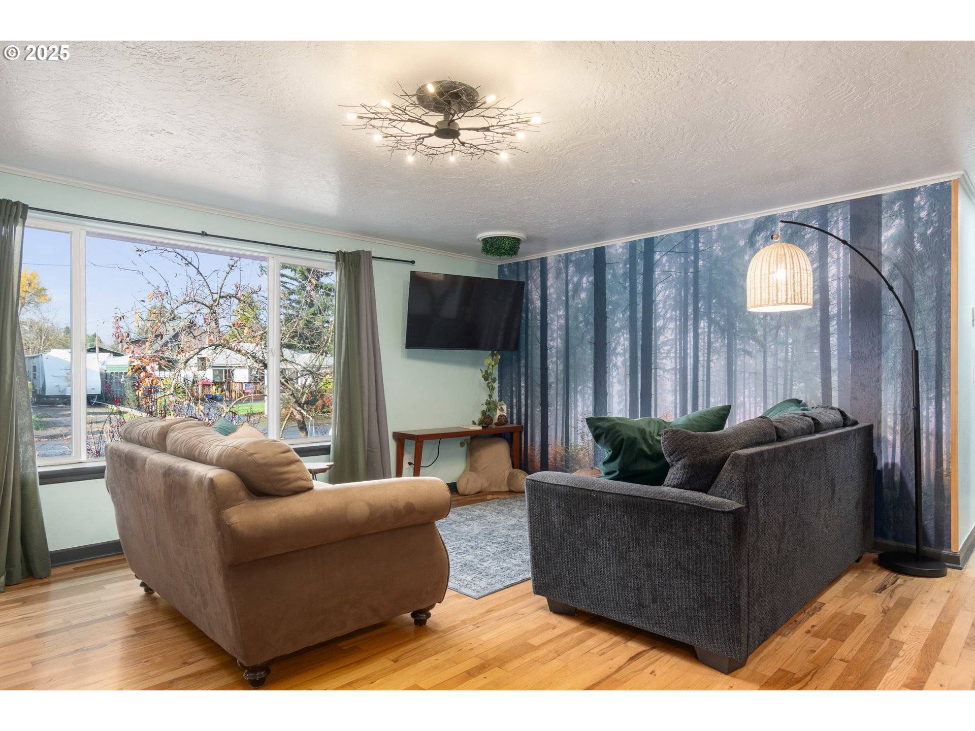 Eugene, OR 97405,2115 ARTHUR ST