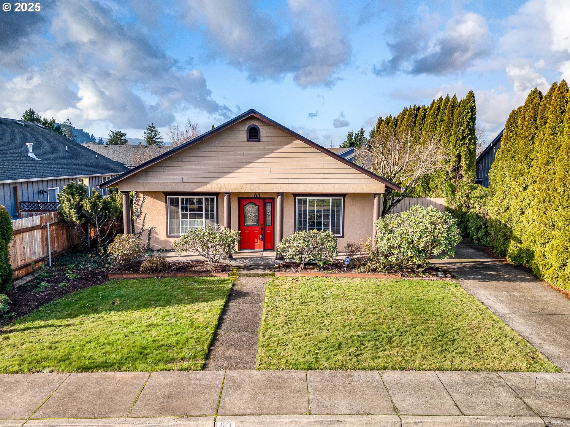 Creswell, OR 97426,83 SUNDAY DR