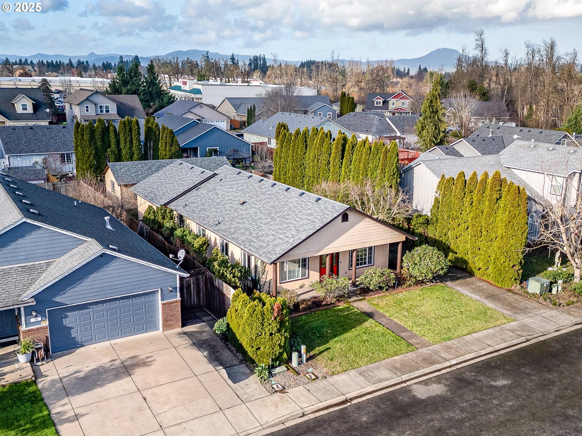 Creswell, OR 97426,83 SUNDAY DR