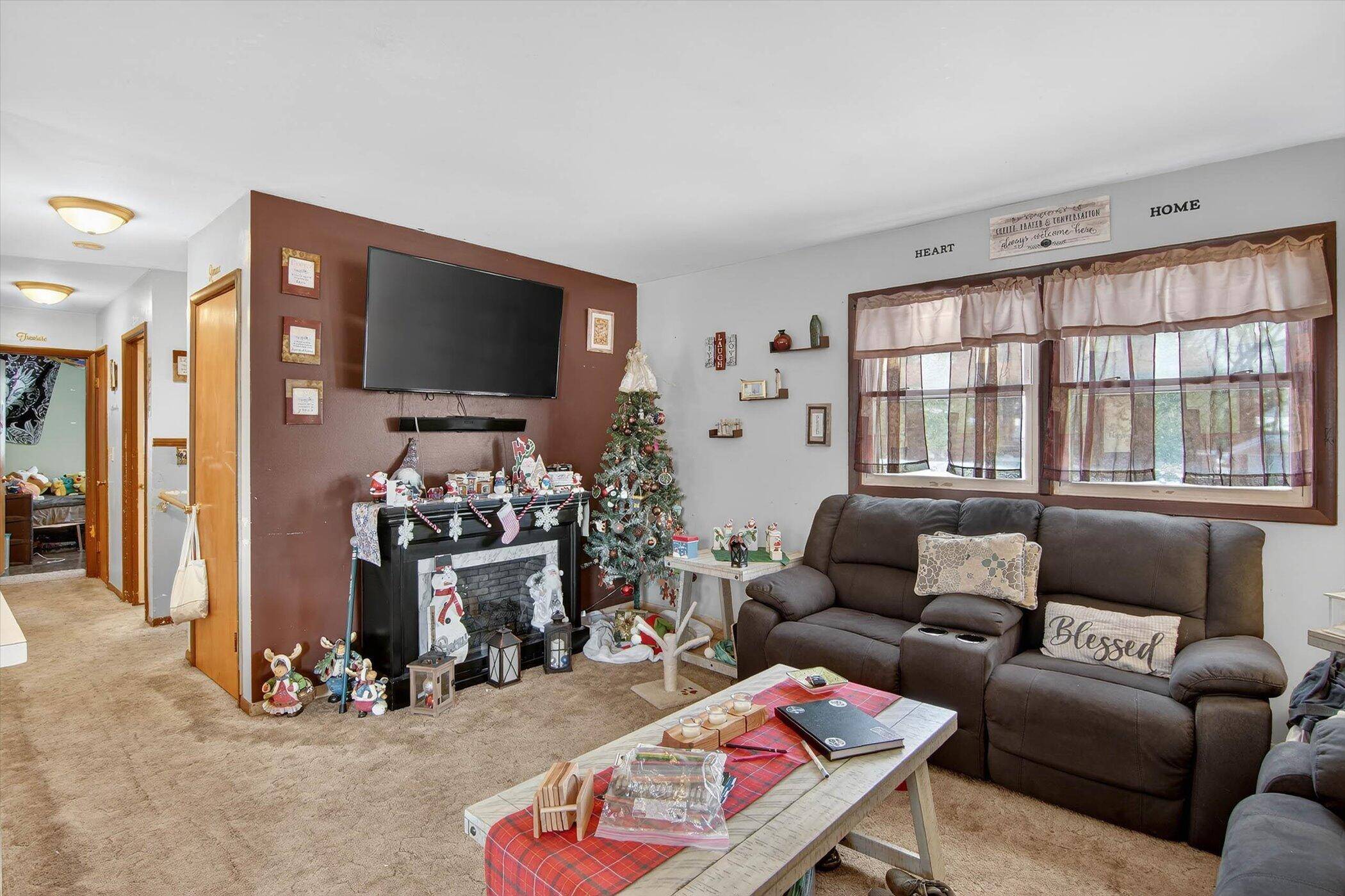 Jackson, MI 49203,908 Springcrest BLVD