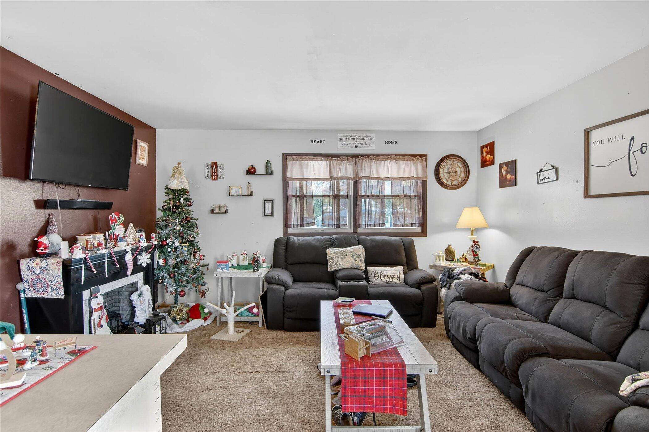 Jackson, MI 49203,908 Springcrest BLVD