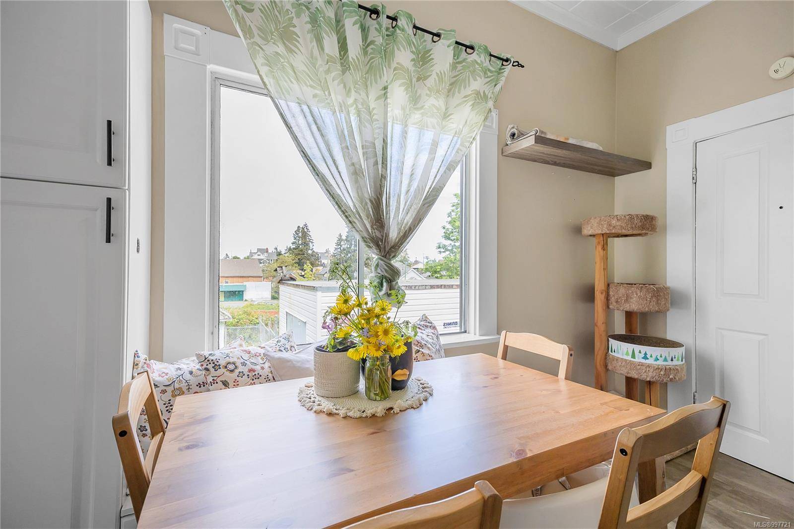 Nanaimo, BC V9R 2J7,540 Kennedy St