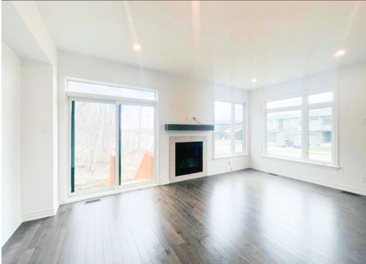 Orleans - Convent Glen And Area, ON K1W 0P6,707 Cordelette CIR