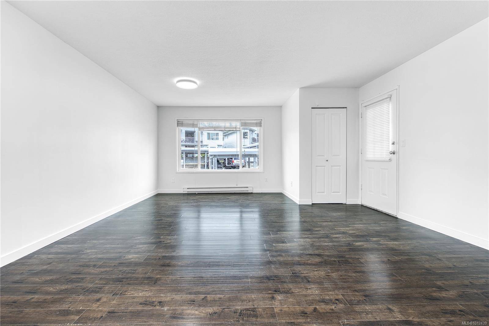 Nanaimo, BC V9R 6V1,262 Harwell Rd #36