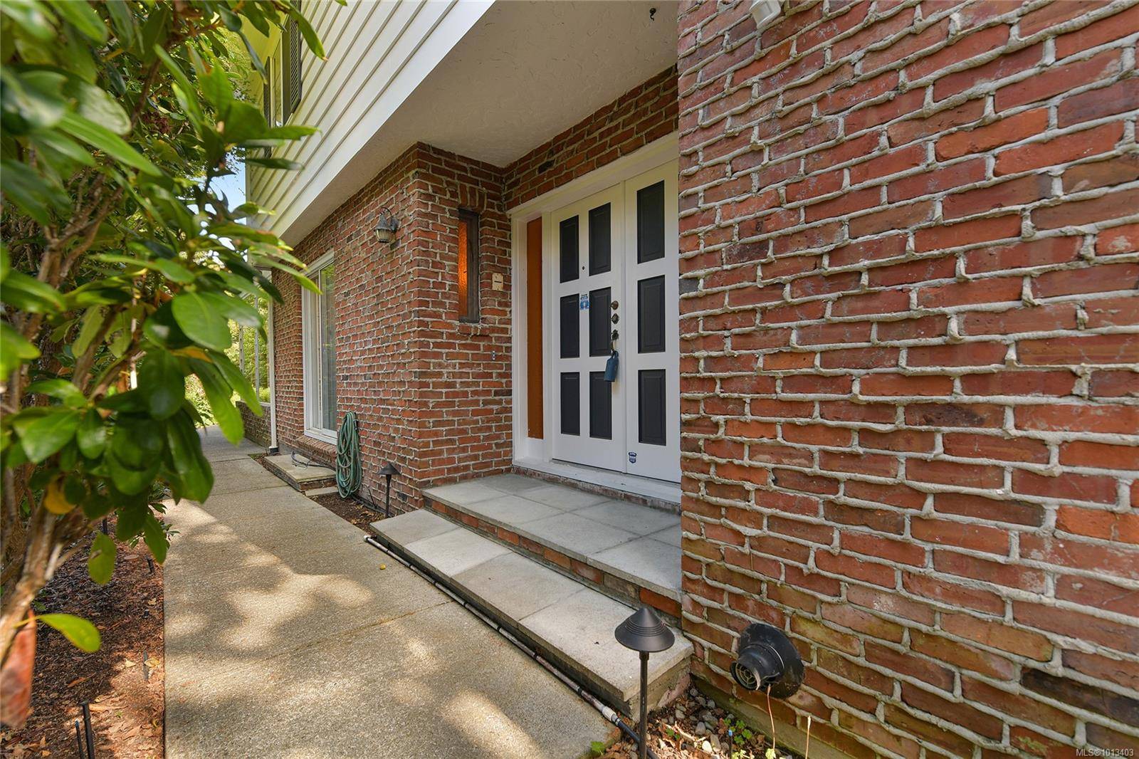 Oak Bay, BC V8S 5B6,1120 St. Louis St