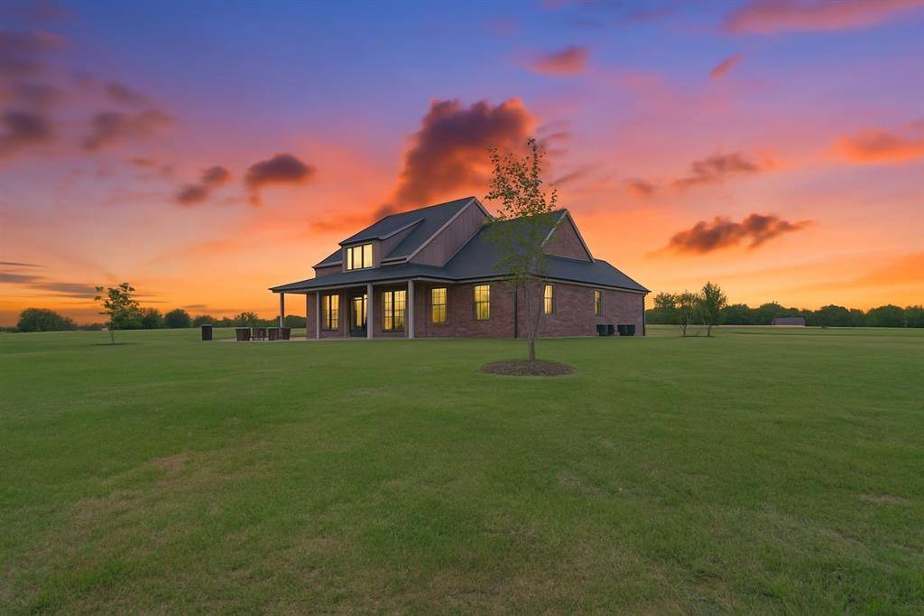 Groesbeck, TX 76642,445 W LCR 424