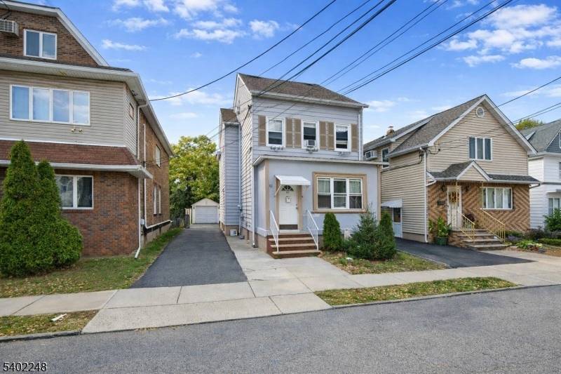 Wallington Boro, NJ 07057,92 Maple Ave #1