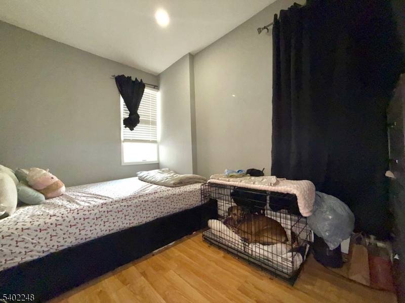 Wallington Boro, NJ 07057,92 Maple Ave #1