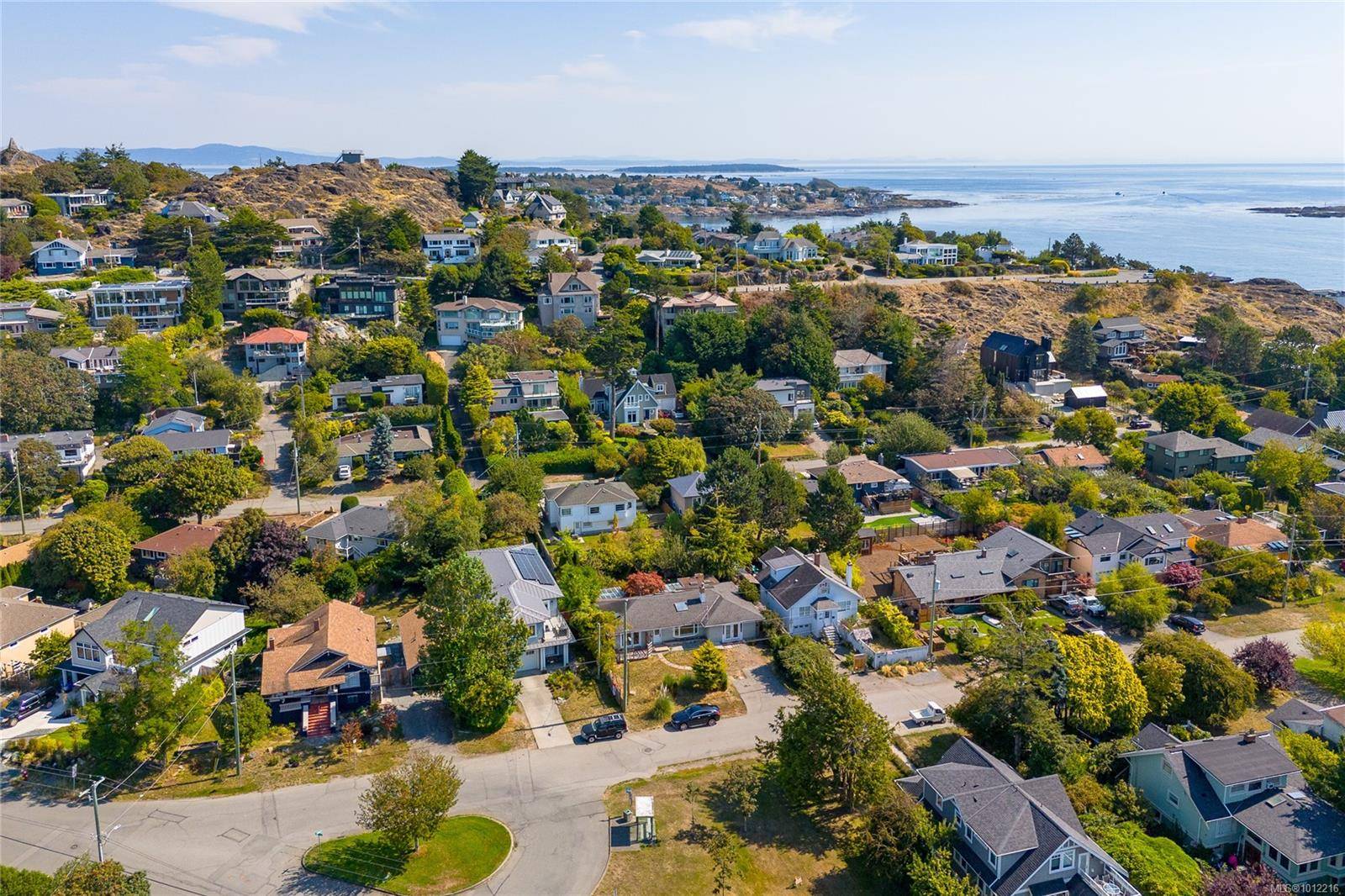 Oak Bay, BC V8S 2H6,2078 Quimper St