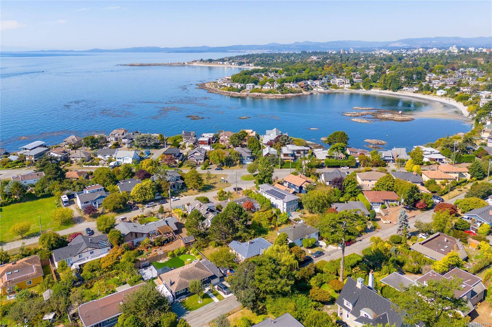 Oak Bay, BC V8S 2H6,2078 Quimper St