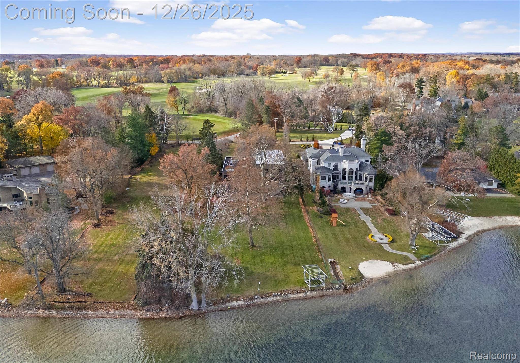 Orchard Lake, MI 48324,3317 W Shore DR