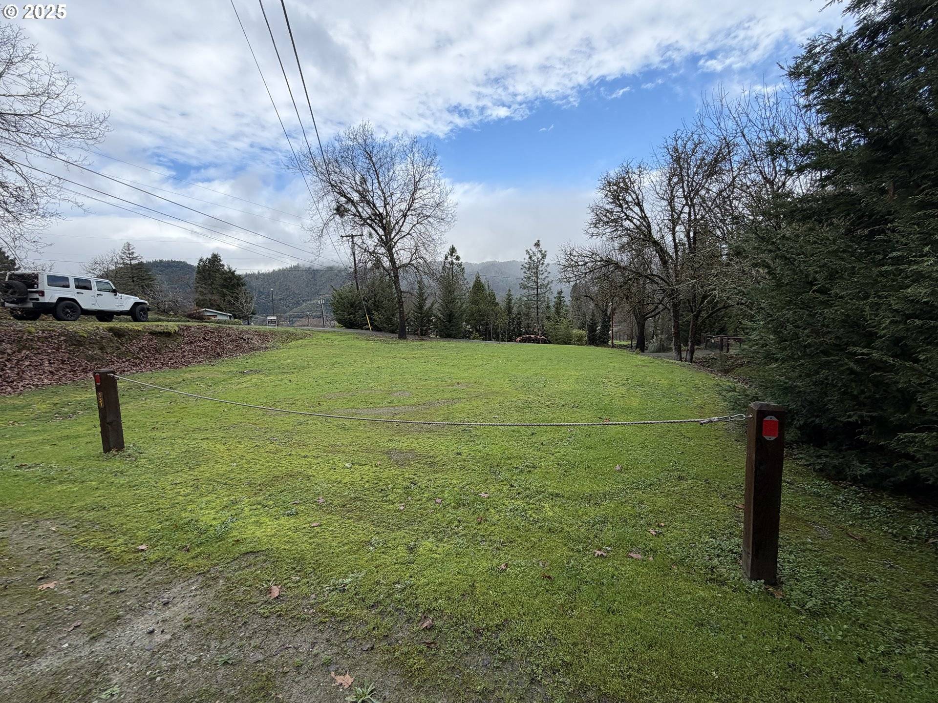 Myrtle Creek, OR 97457,157 CREST DR