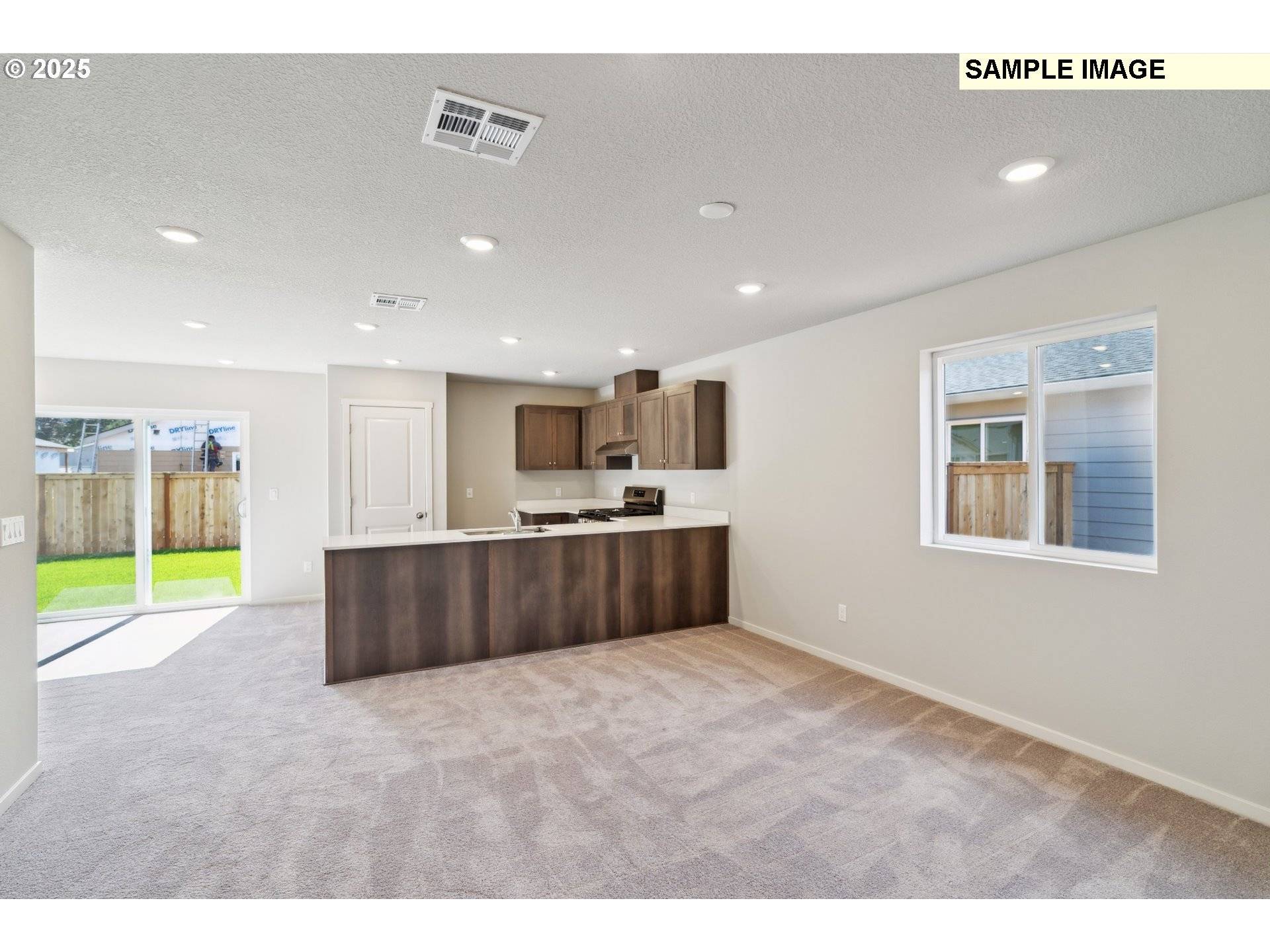 Veneta, OR 97487,25254 Tanglewood WAY