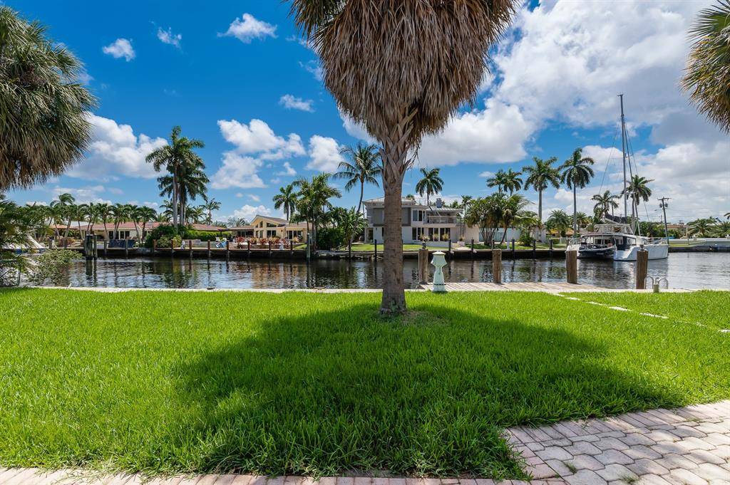 Pompano Beach, FL 33062,2200 SE 8th St