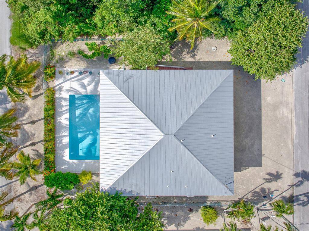 Key Largo, FL 33037,3 Oleander Ave