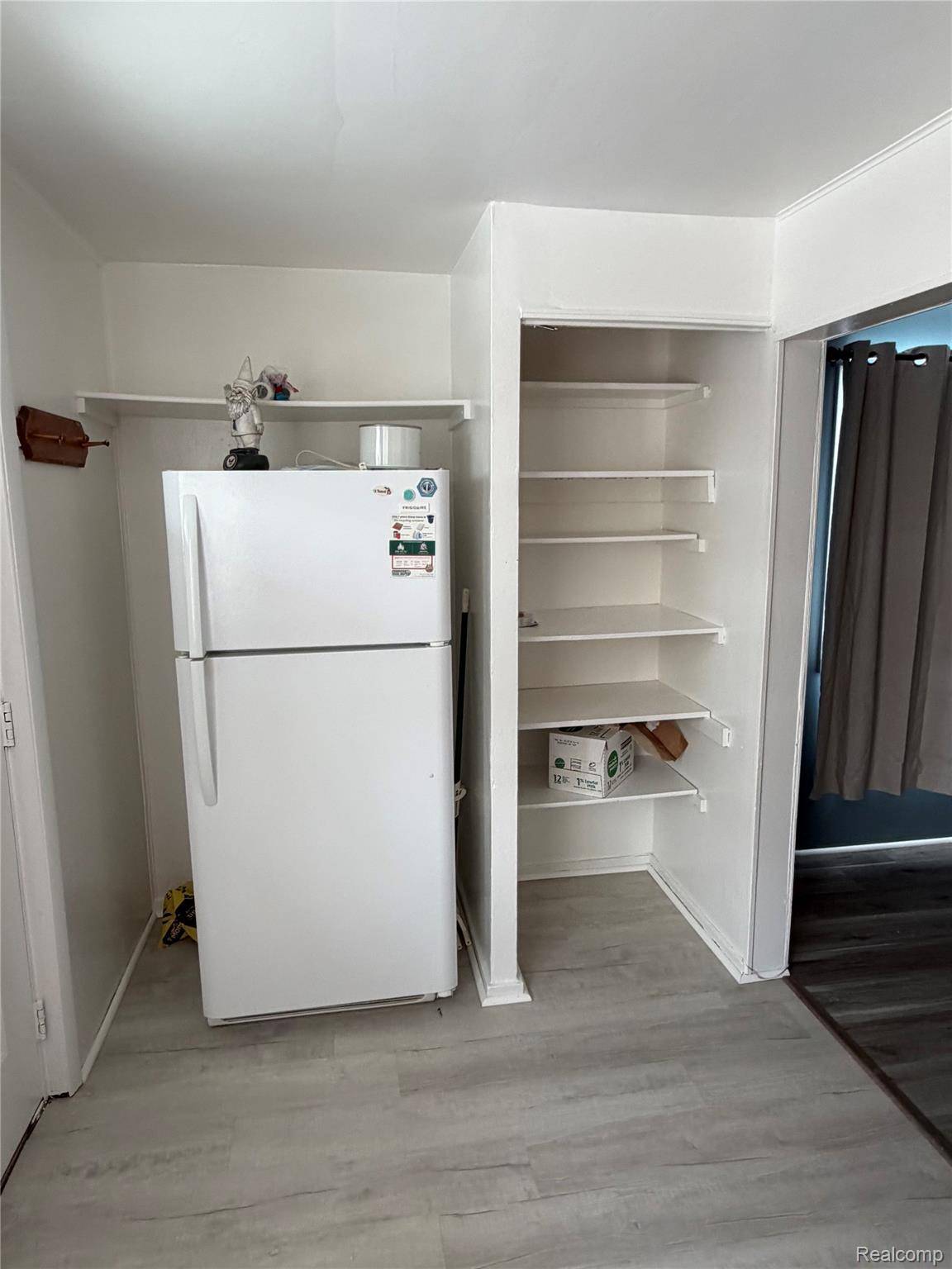 Westland, MI 48186,33019 Alamo CT