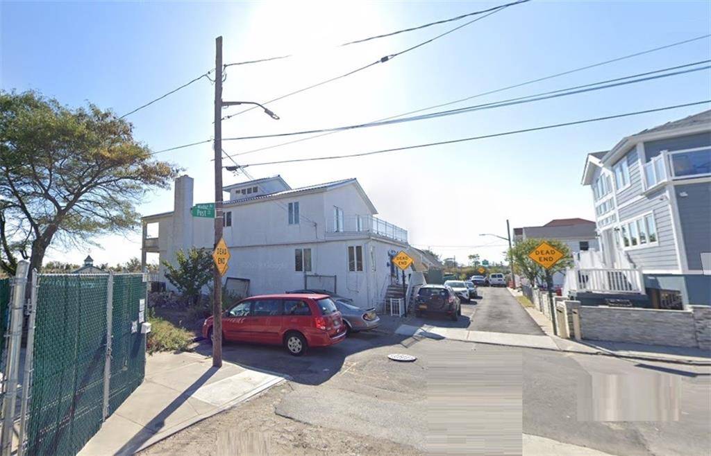 Brooklyn, NY 11229,8 Post CT