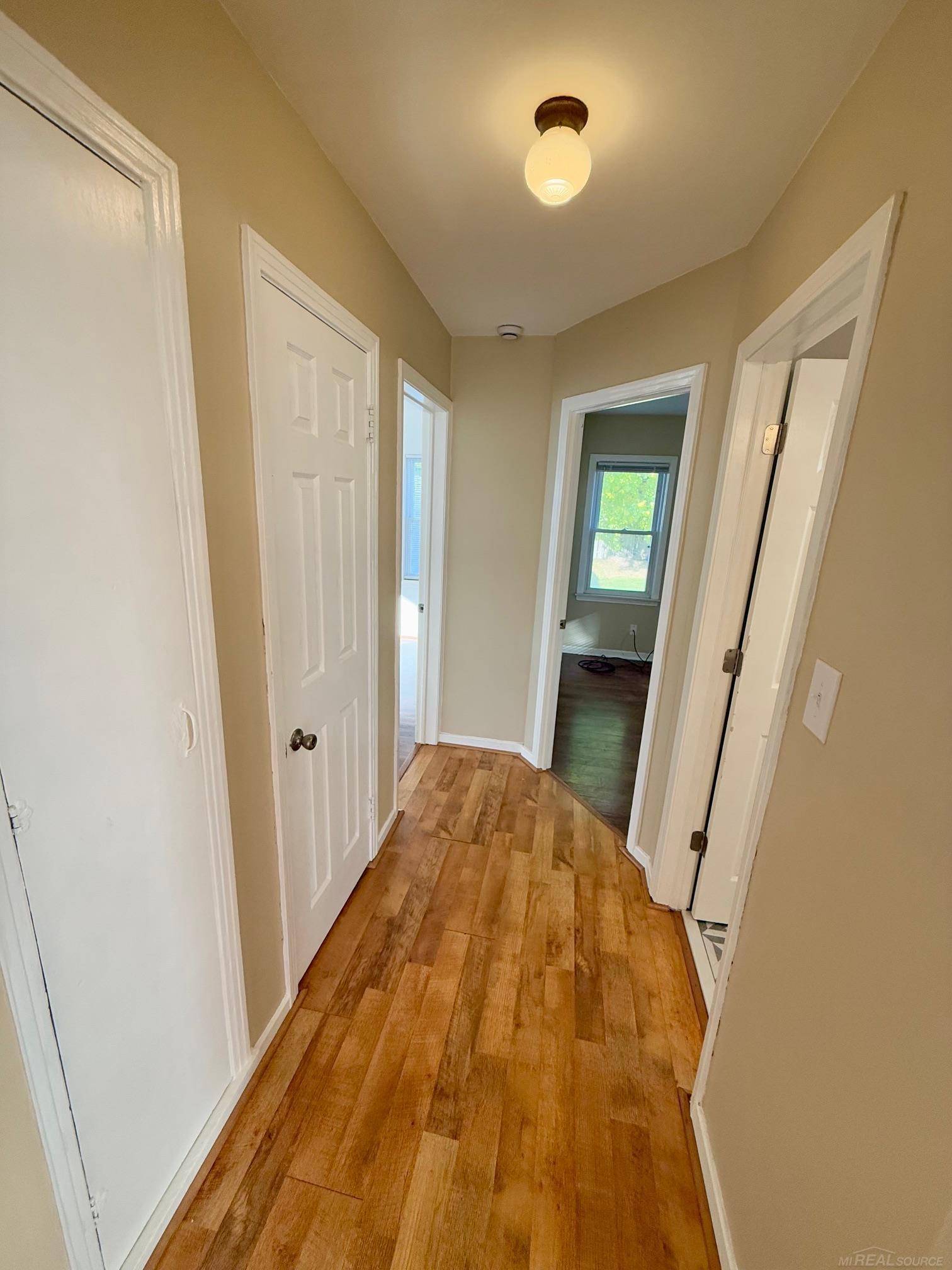 Royal Oak, MI 48073,715 Donald AVE