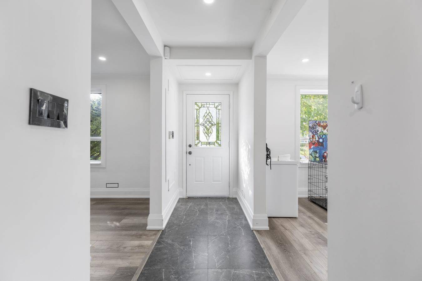 Mississauga, ON L4Y 1C6,938 Henley RD