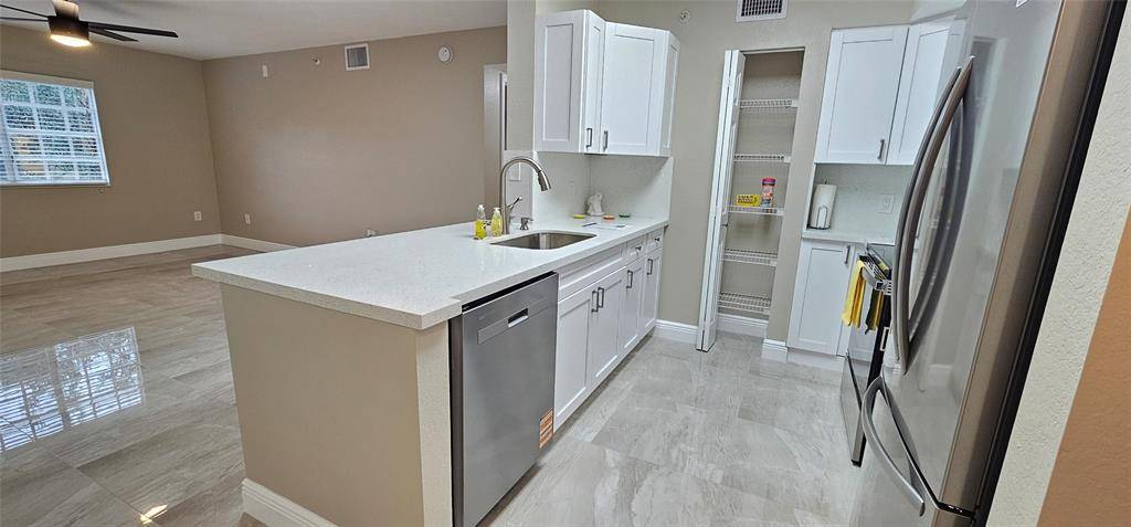 Boynton Beach, FL 33437,6768 Heritage Grande #204