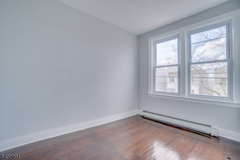 Jersey City, NJ 07307,678 Liberty Ave #2