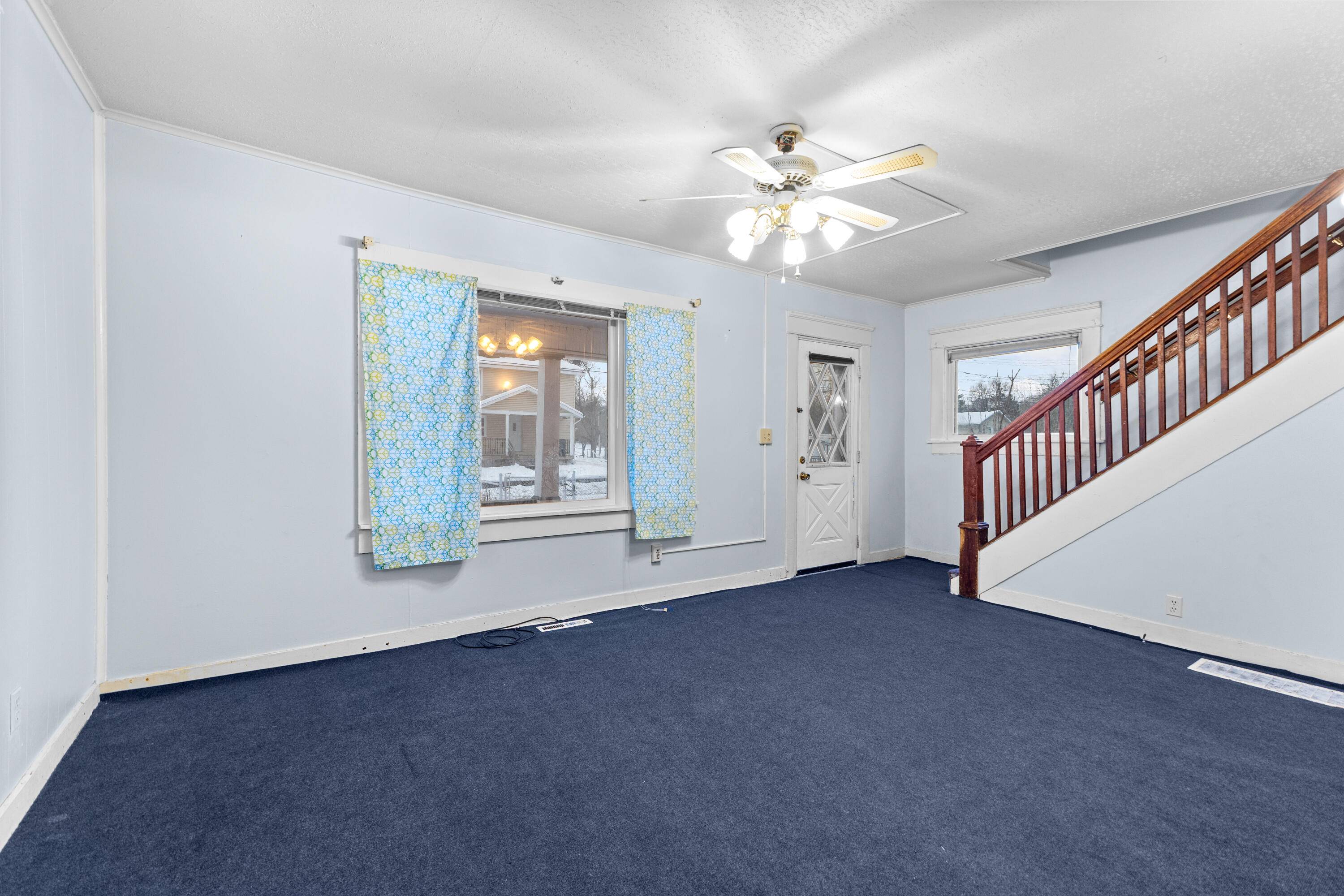 Lansing, MI 48910,909 Baker ST