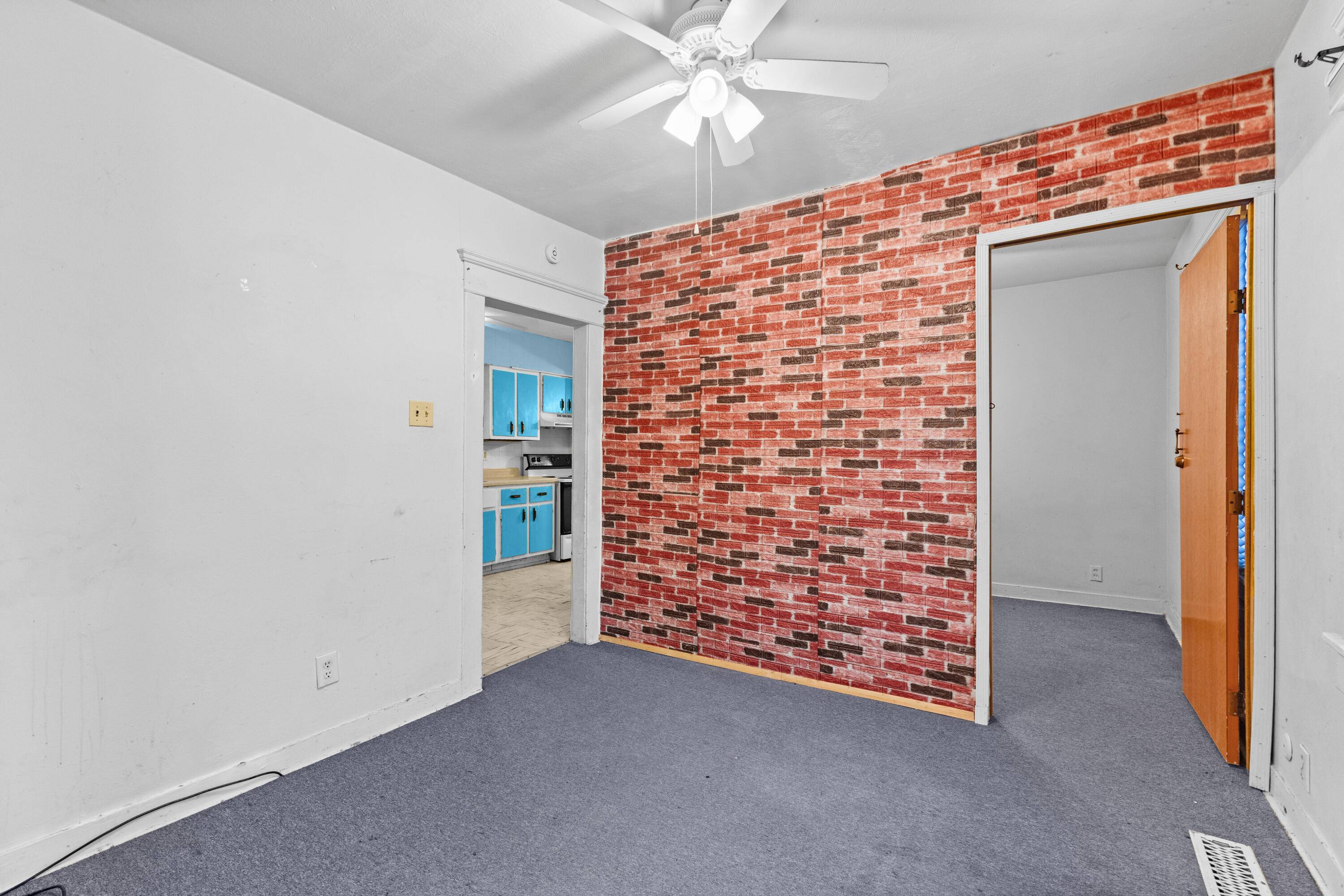 Lansing, MI 48910,909 Baker ST