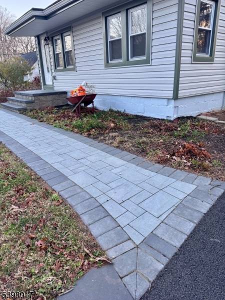 Mount Olive Twp., NJ 07828,10 Eisenhower St