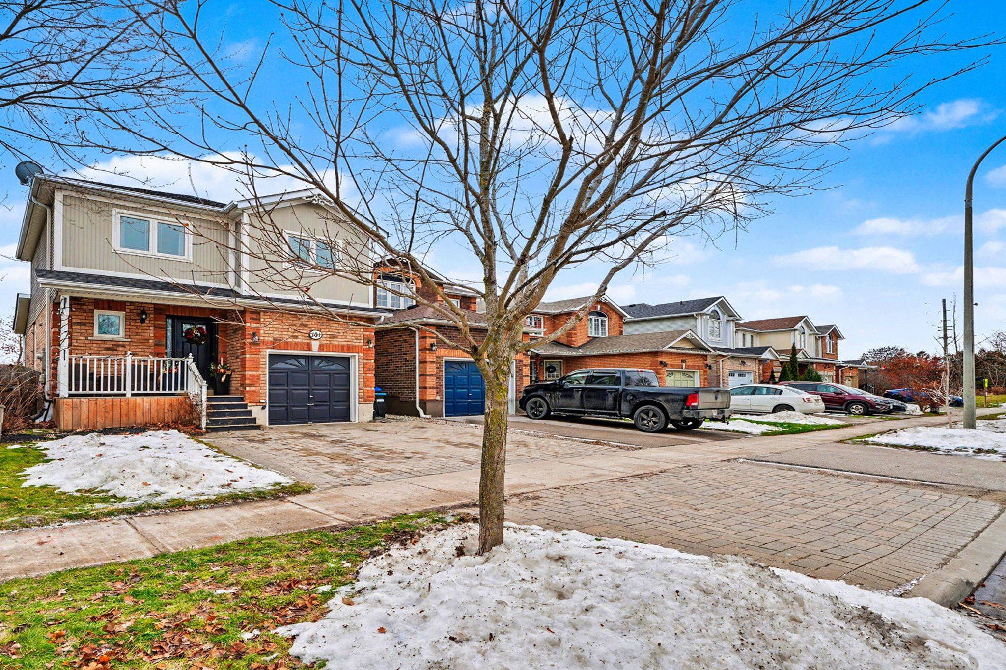 New Tecumseth, ON L0G 1A0,101 Kate Aitken CRES