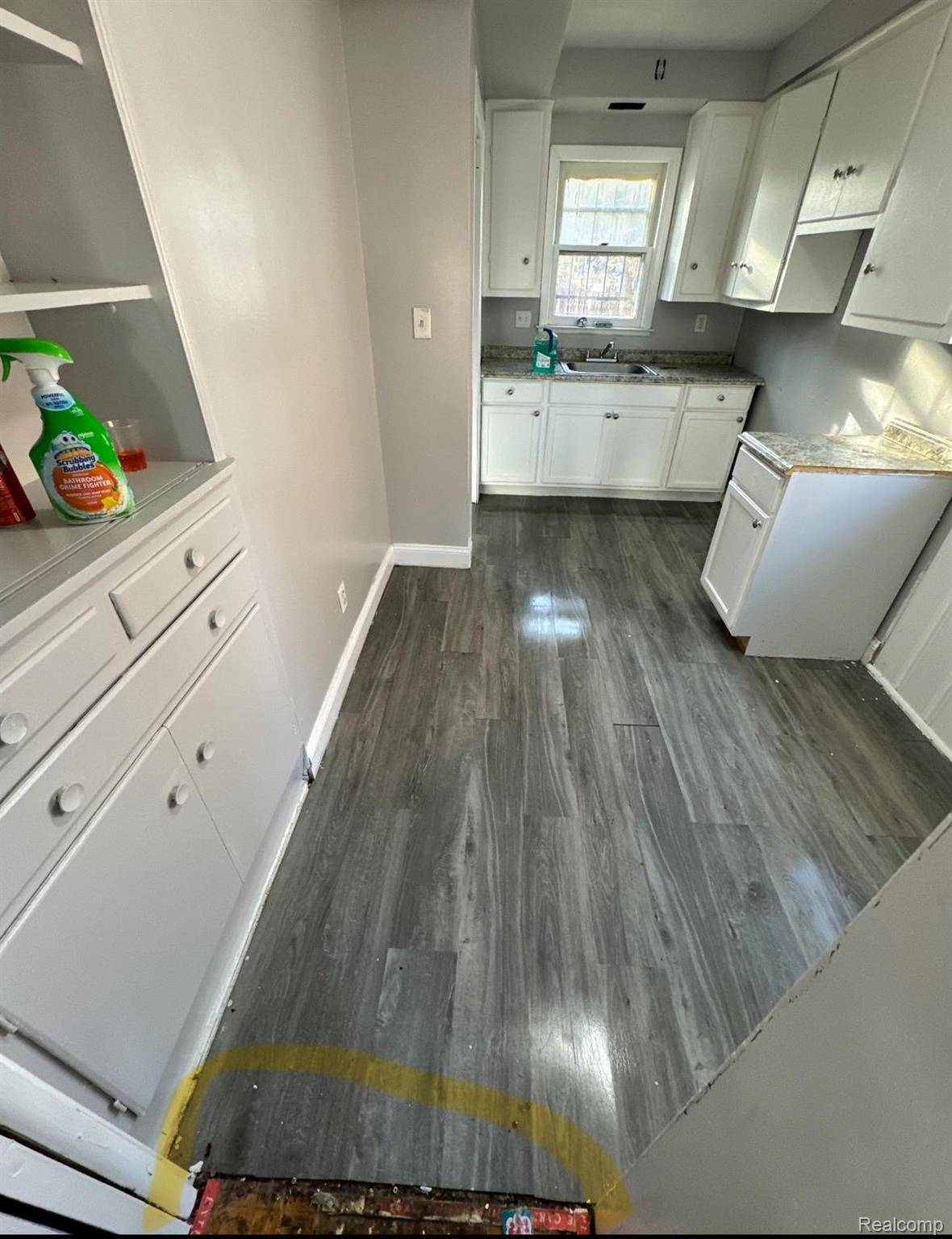 Detroit, MI 48204,8525 Greenlawn ST