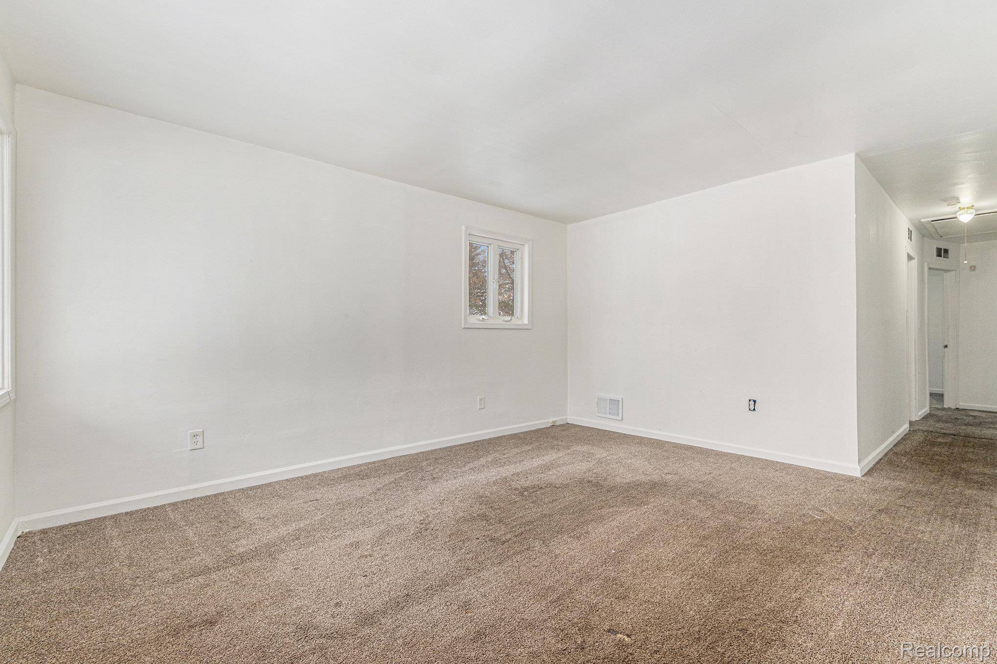 Detroit, MI 48223,14387 Auburn ST