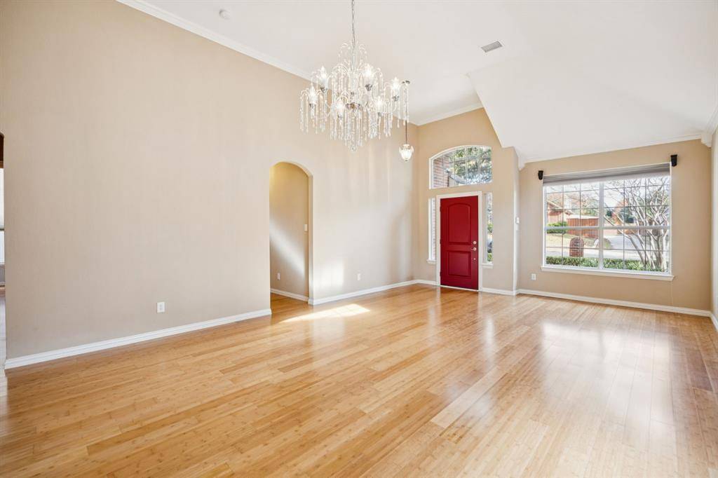 Dallas, TX 75287,17707 Knollmeadow Lane