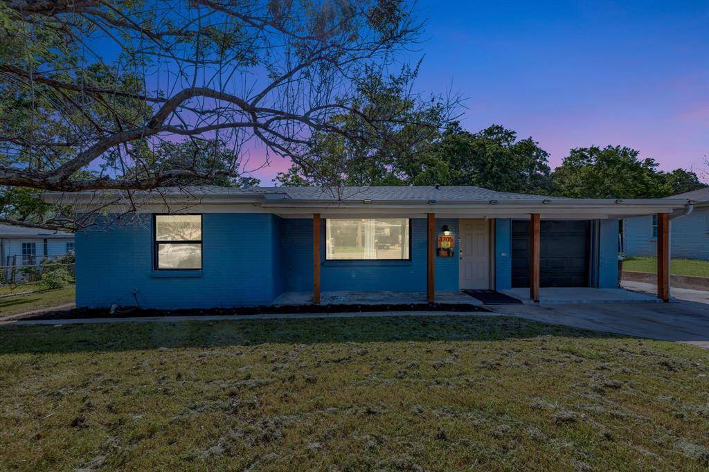 Lake Worth, TX 76135,3705 Delaware Trail