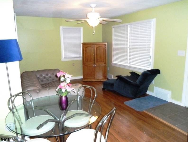 Hope Twp., NJ 07844,2 Hickory St