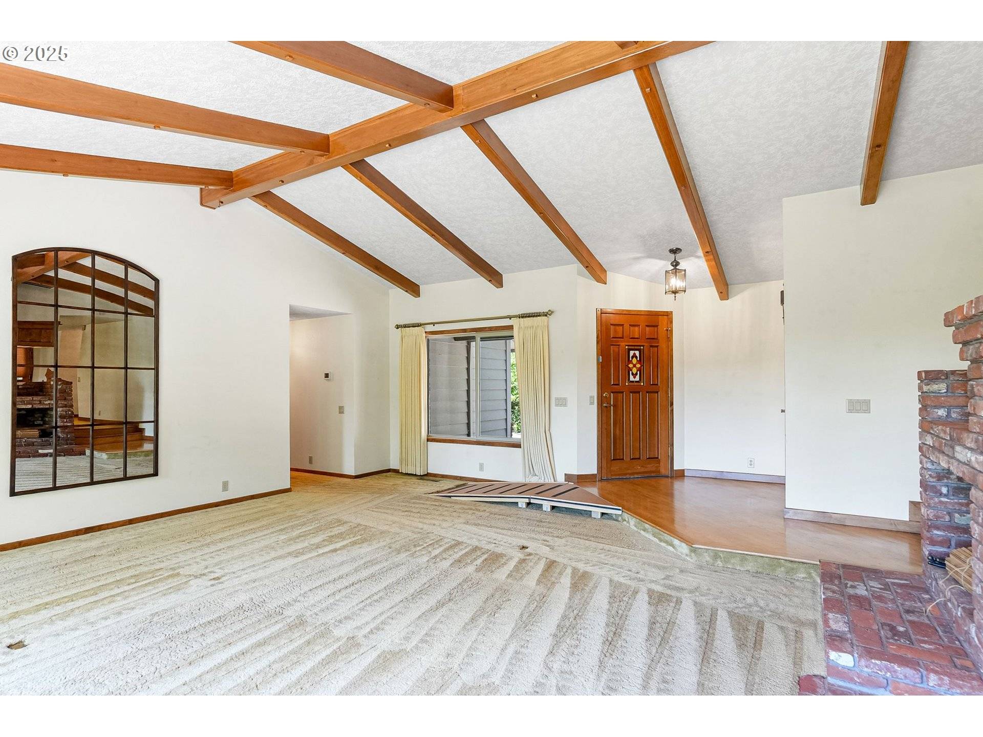 Silverton, OR 97381,15195 NE SILVER LAKE DR