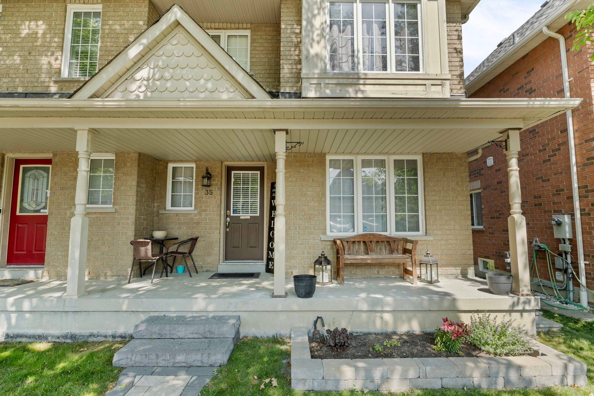 Ajax, ON L1S 7P5,35 Salt DR