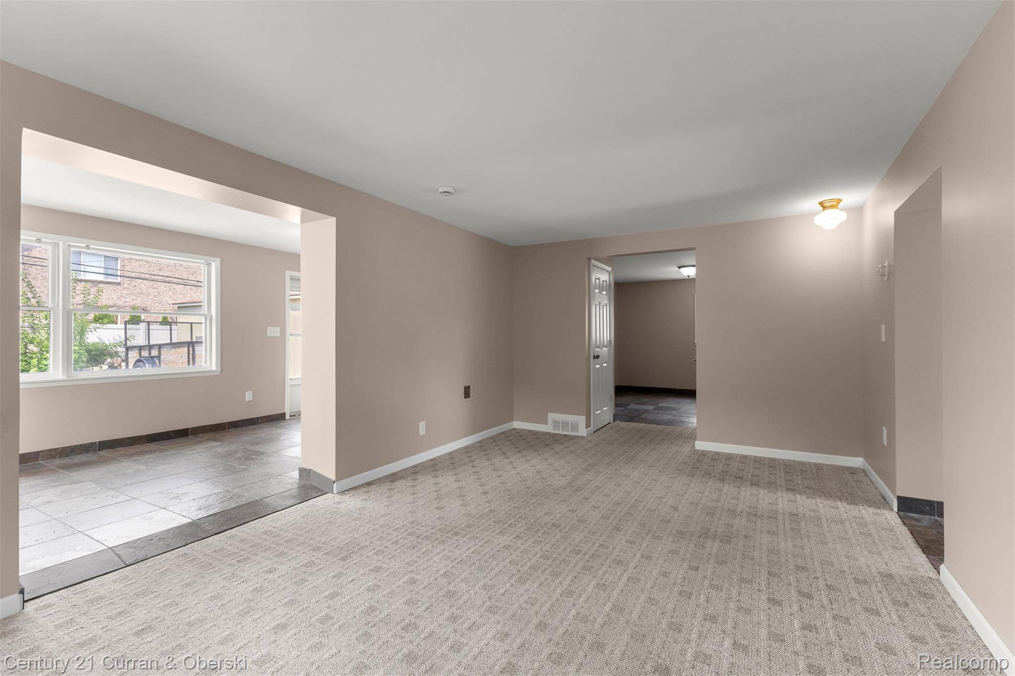 Dearborn Heights, MI 48127,6905 N Beech Daly RD