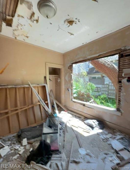 Detroit, MI 48238,12717 Indiana ST