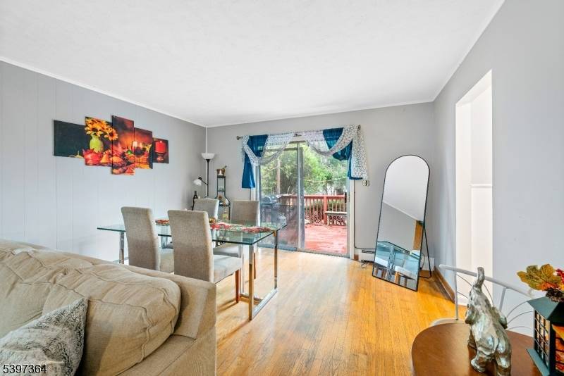 Roxbury Twp., NJ 07850,21 Laurie Rd