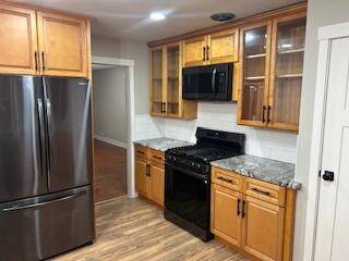 Muskegon, MI 49445,1986 Whitehall RD