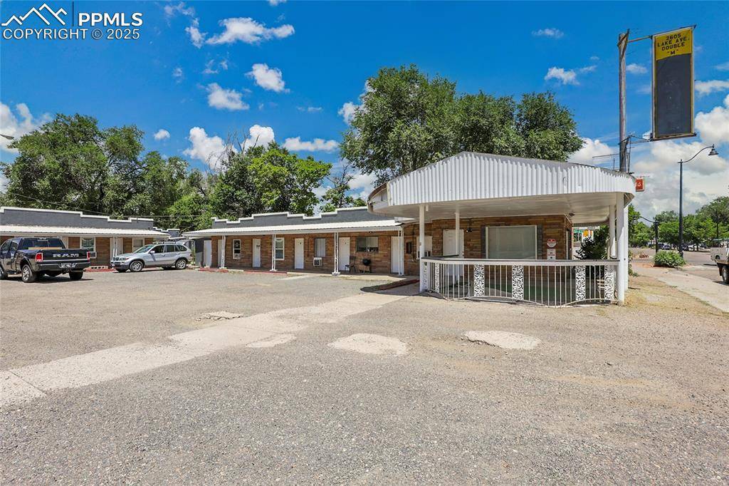 Pueblo, CO 81004,2605 Lake AVE