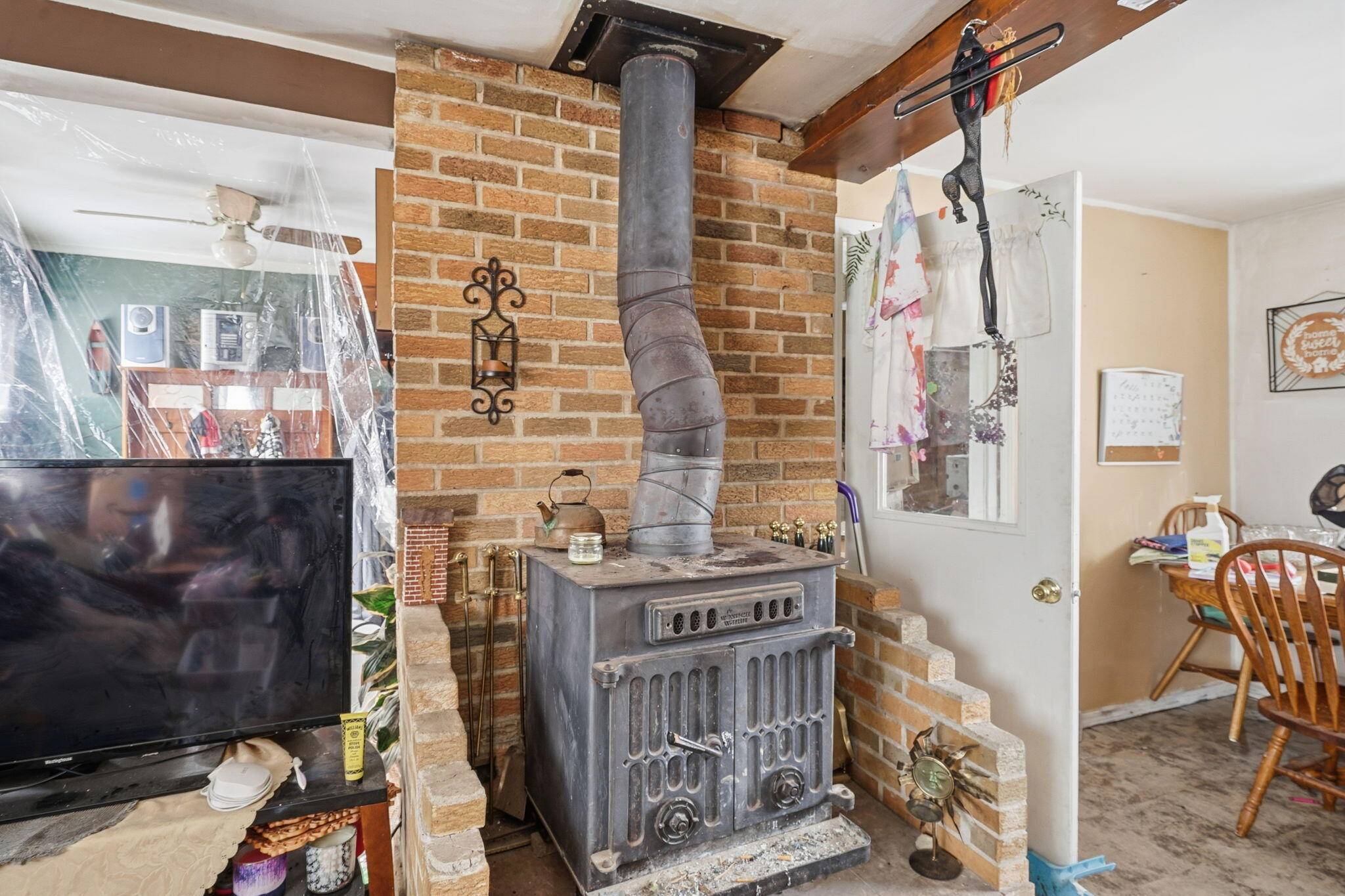 North Branch, MI 48461,6179 Falkenbury RD